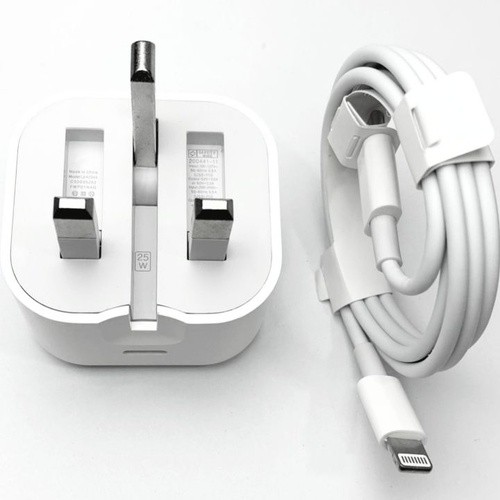 iPhone 14 Pro Max 25W USB-C Power Adapter USB-C to Lightning Cable
